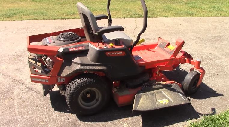 Ariens IKON X 52 Review - Why Its the Best Residential Zero Turn Mower